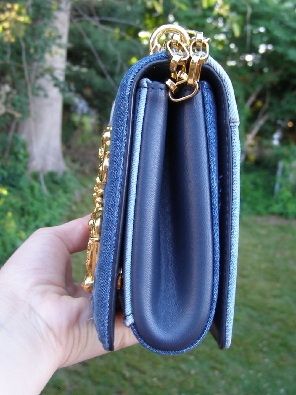 Dolce & Gabbana Denim Shoulder Crossbody bag with Gold Chain handles - Picture 5 of 16